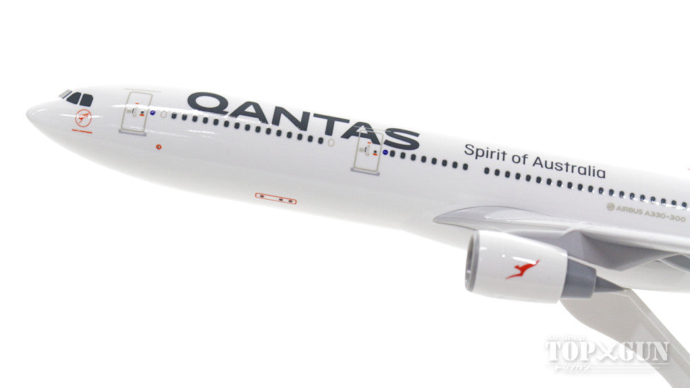 A330-300 Qantas VH-QPJ (without gear/stand included) 1/200 *Plastic [SKR928]