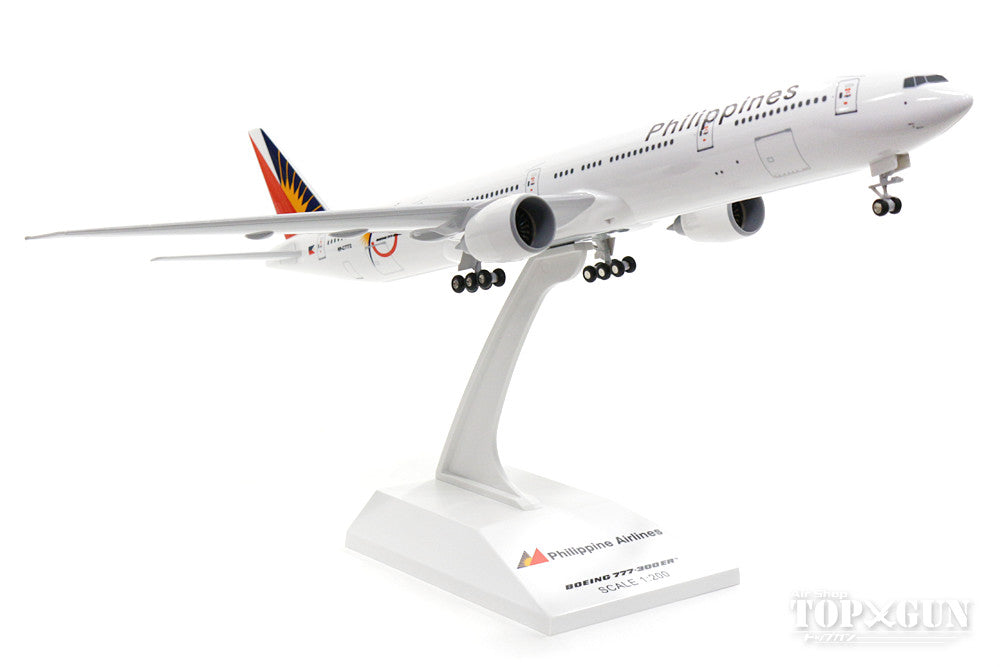 777-300ER Philippine Airlines 75th Anniversary Paint RP-C7772 (Gear/Stand Included) 1/200 *Plastic [SKR930]