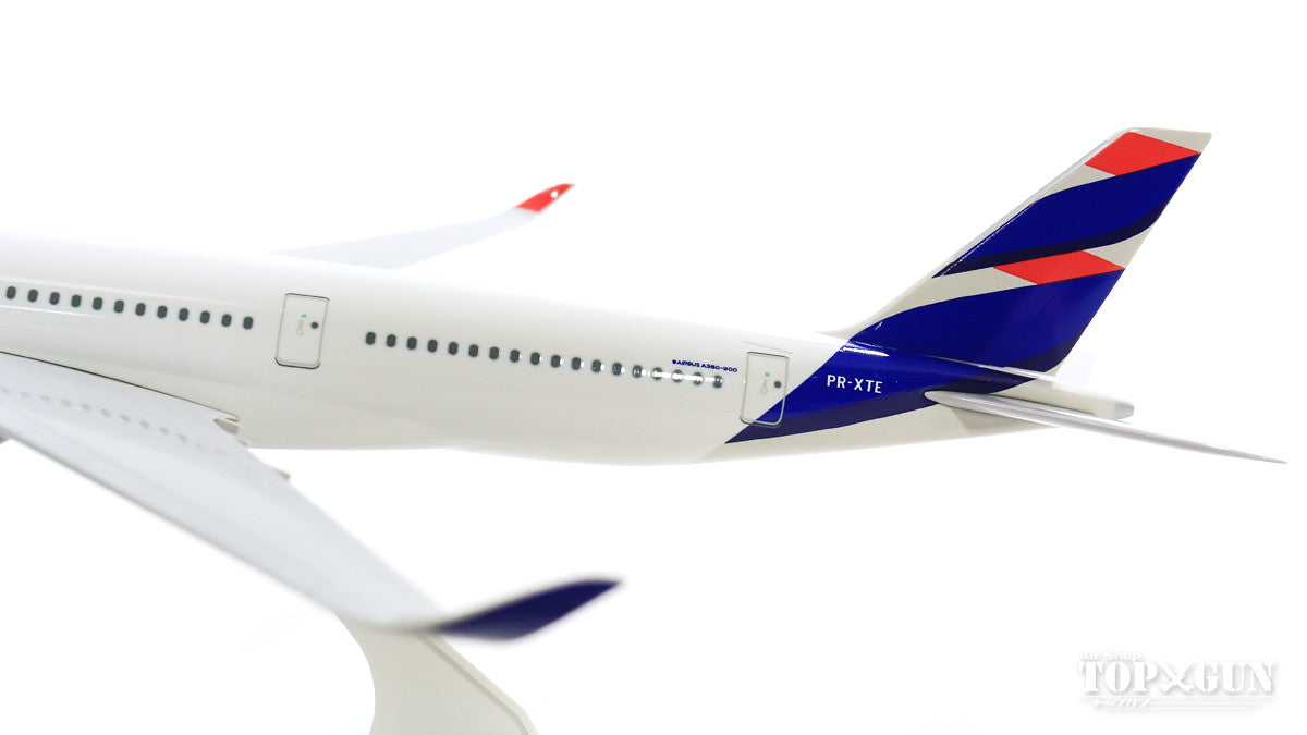 A350-900 LATAM Airlines PR-XTE (without gear/stand included) 1/200 *Plastic [SKR937]