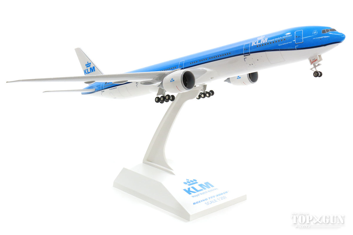 777-300ER KLM Royal Dutch Airlines PH-BVN (gear/stand included) 1/200 *Plastic [SKR951]