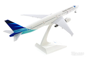 777-300ER ガルーダインドネシア航空 PK-GIF (ギア/スタンド付属) 1/200 ※プラ製 [SKR966]
