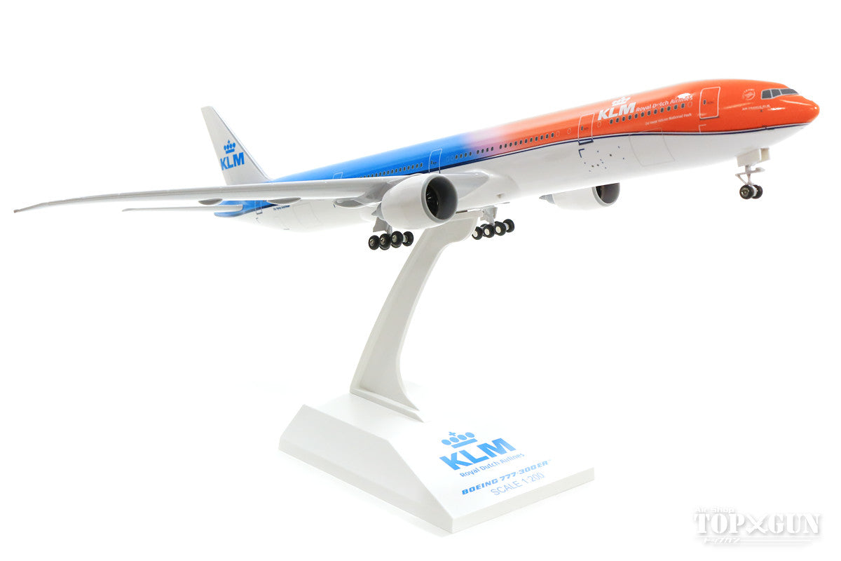 777-300ER KLM Royal Dutch Airlines "Orange Pride" PH-BVA (gear/stand included) 1/200 *Plastic [SKR972]