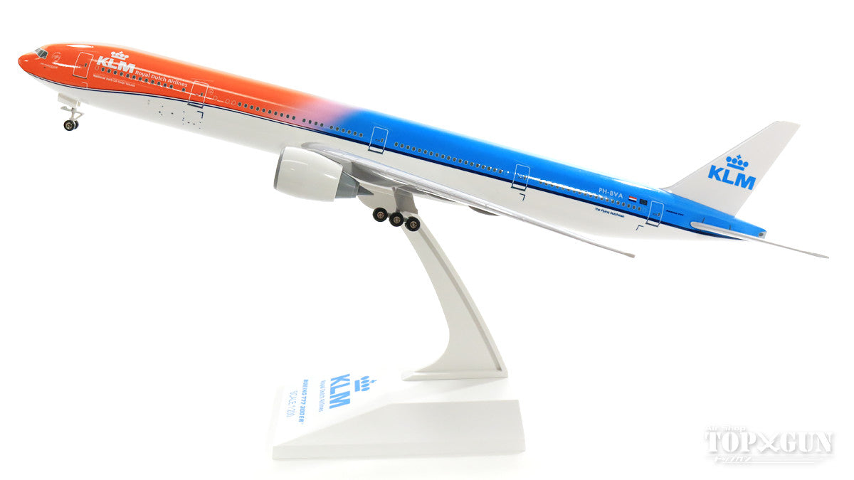 777-300ER KLM Royal Dutch Airlines "Orange Pride" PH-BVA (gear/stand included) 1/200 *Plastic [SKR972]