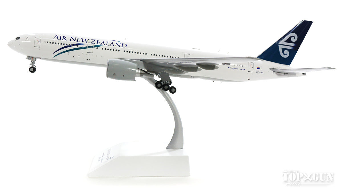 777-200ER Air New Zealand ZK-OKA (stand included) 1/200 [XX2148]