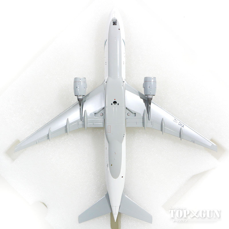 JC Wings 777-200ER ニュージーランド航空 ZK-OKA (スタンド付属) 1