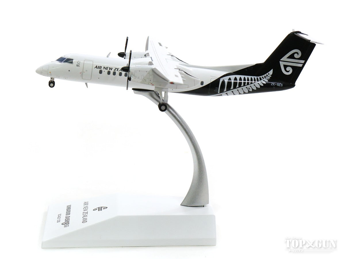 Dash8-Q300 Air New Zealand ZK-NES with stand 1/200 [XX2273]