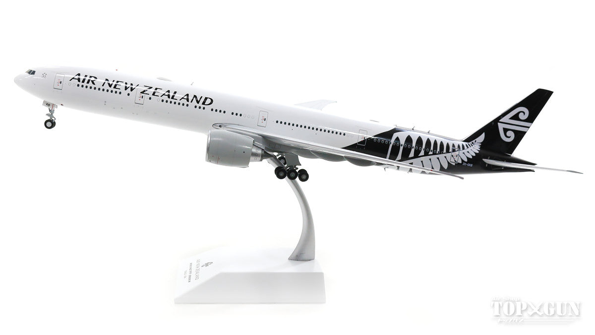 JC Wings 777-300ER ニュージーランド航空 ZK-OKS (スタンド付属) 1