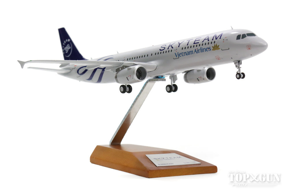 A321 Vietnam Airlines Special Paint "SkyTeam" VN-A327 (Stand Included) 1/200 *Made of Metal [XX2482]