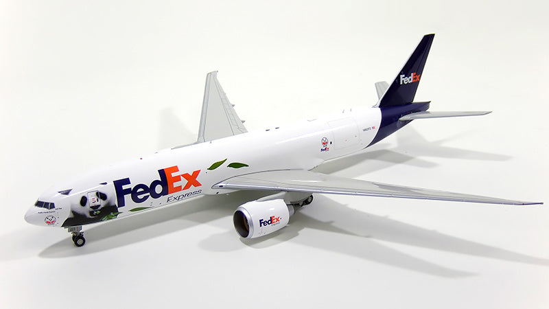 777-200F (Cargo Type) FedEx Special Paint "Panda Express/Bamboo" (with stand) N892FD 1/200 [XX2579]