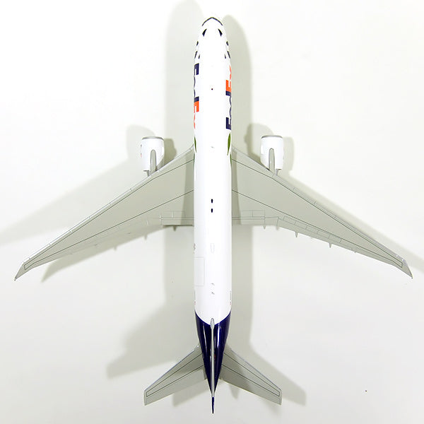 777-200F（貨物型） フェデックス 特別塗装 「パンダエクスプレス／Bamboo」 (スタンド付き) N892FD 1/200 [XX2579]