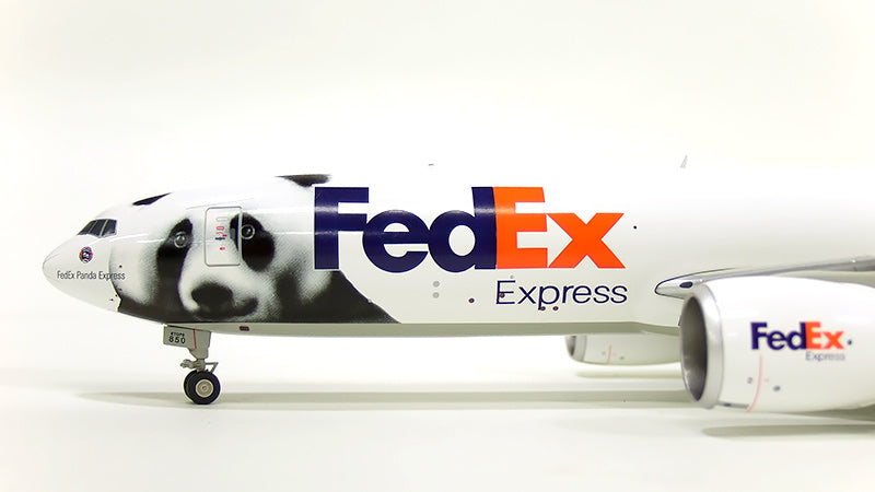 777-200F (Cargo Type) FedEx "Panda Express" (with stand) 1/200 [XX2580]