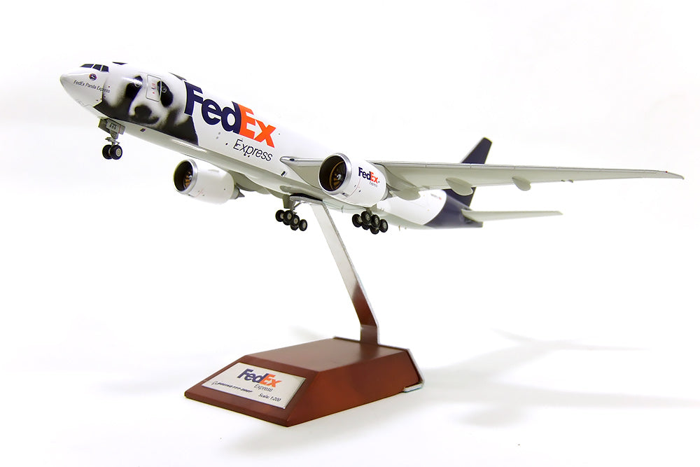 777-200F (Cargo Type) FedEx "Panda Express" (with stand) 1/200 [XX2580]