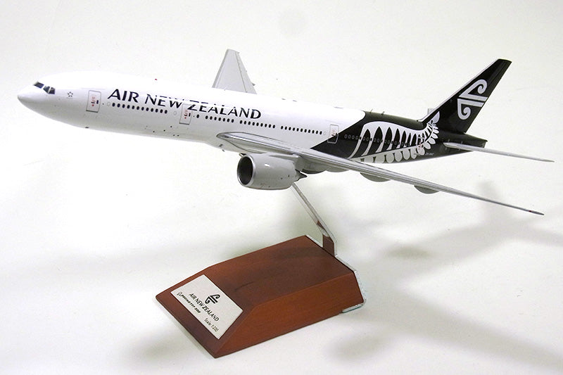 777-200ER Air New Zealand stand included 1/200 [XX2917]