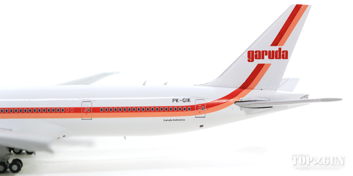 777-300ER Garuda Indonesia Retro Paint PK-GIK *Flaps Down With Antenna 1/400 [XX4165A]