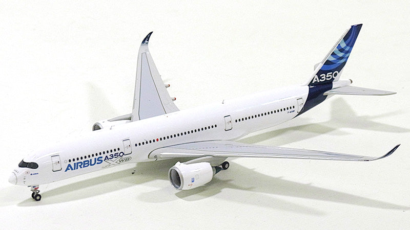 A350 Airbus House Color 1/400 [XX4735]